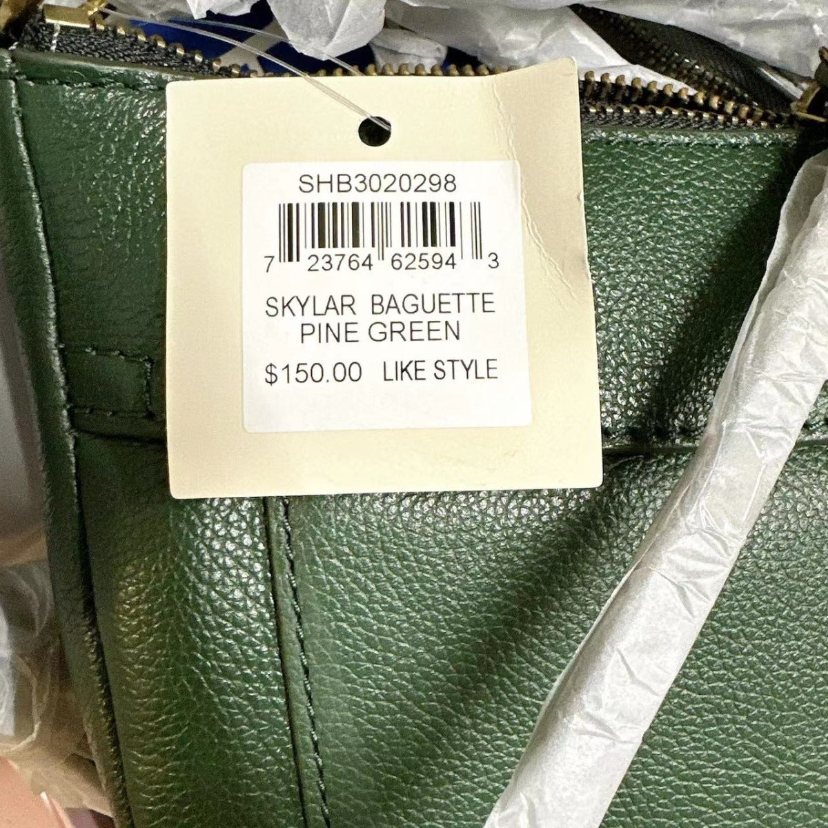 Fossil SHB3020298 Skylar Mini Baguette In Green Fossil SHB3020298 Skylar Mini Baguette In Green